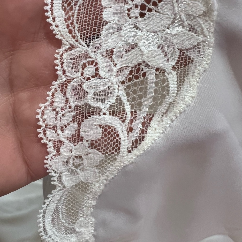 Lauren Ralph Lauren Ivory Satin Wrap Robe With Lace Size M - Picture 6 of 6